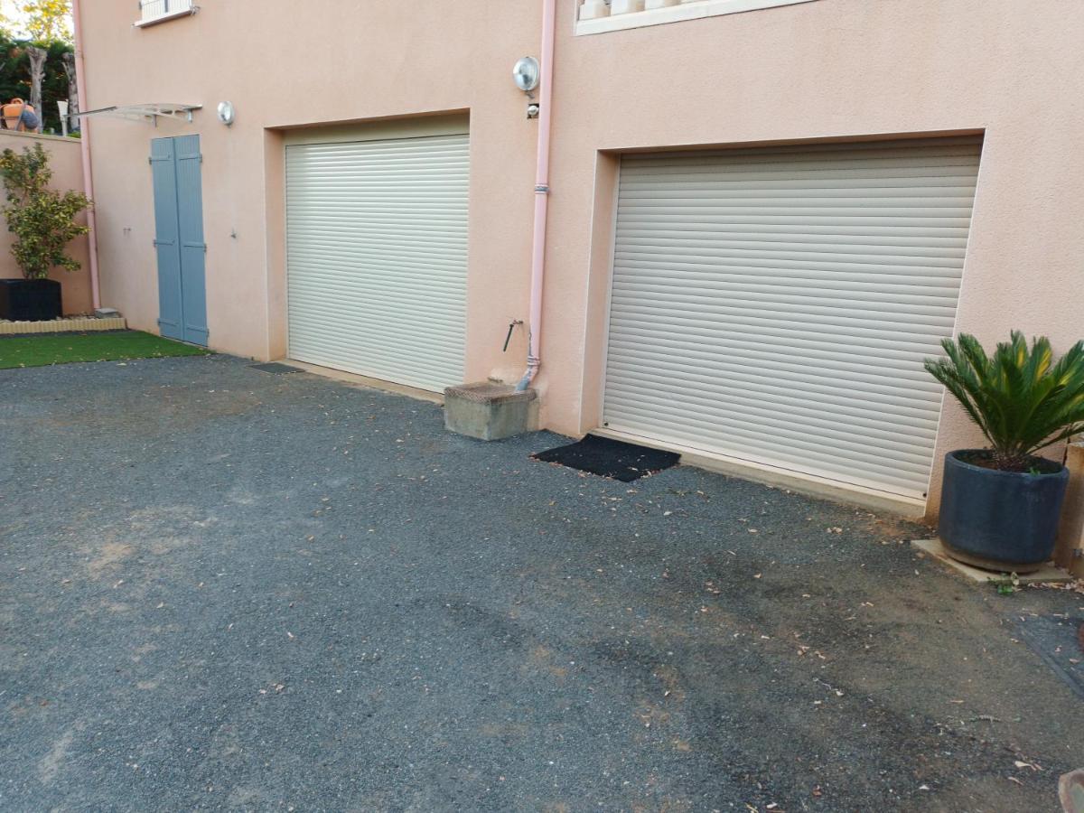 Logement Martine Rouffignac Saint-Cernin Exteriér fotografie